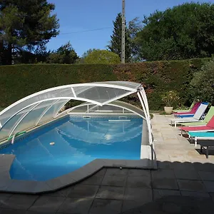 Les Tilleuls Bed & Breakfast